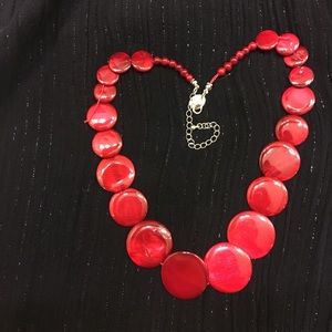 ❤️ Red statement flat glass beaded necklace